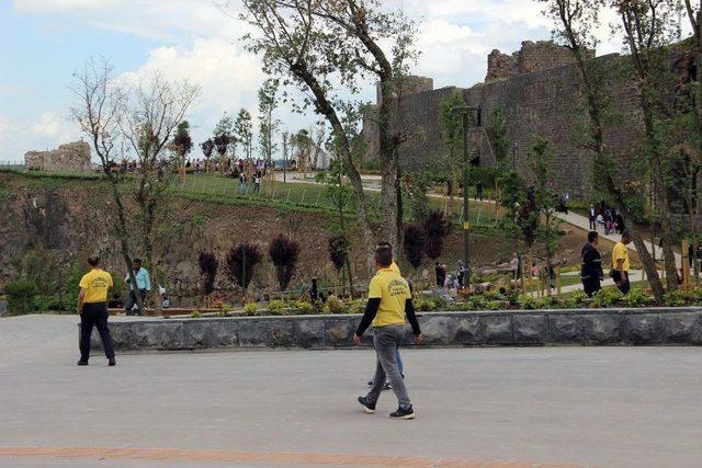 Diyarbakır’da 6 Dil Bilen Turizm Zabıtaları Göreve Başladı