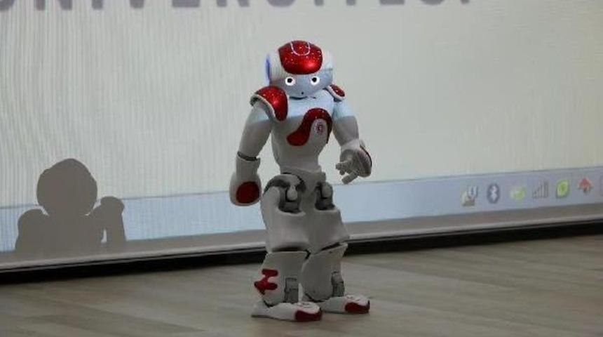 'robiste' Harmandalı Oynadı