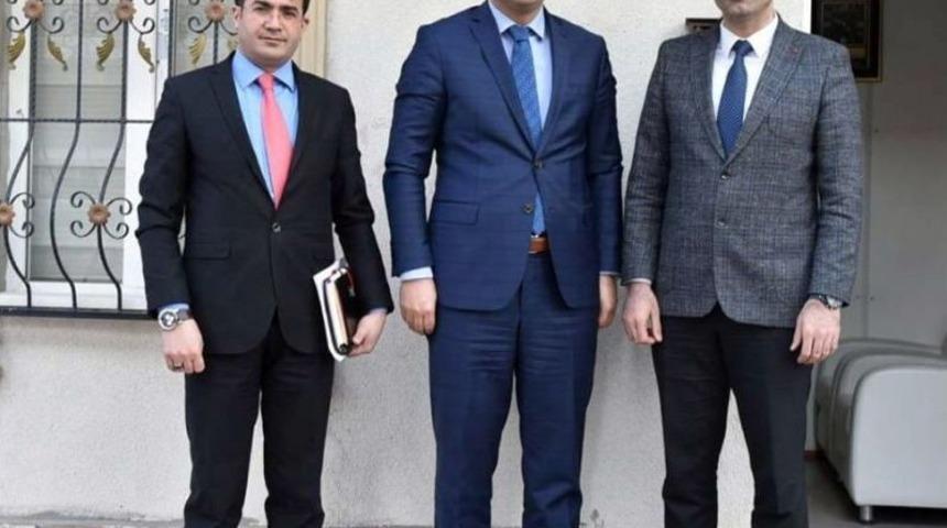 Başkan Vekili &Ouml;zt&uuml;rk&rsquo;e Muhtarlardan &Ouml;vg&uuml;