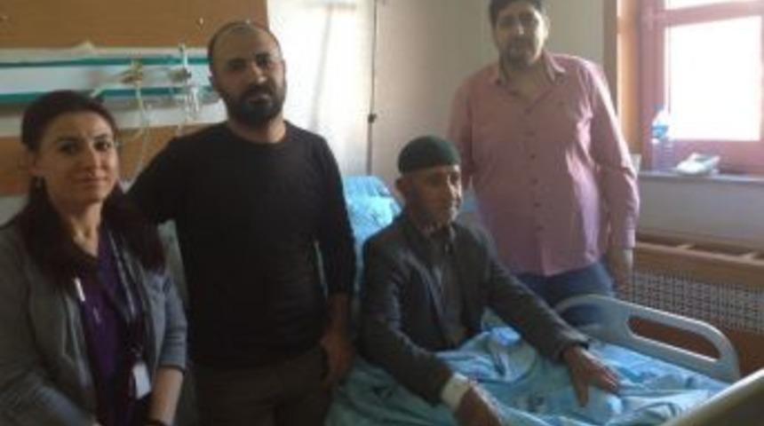 Gırtlak Kanserine Başarılı M&uuml;dahale