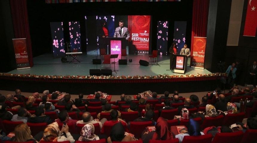 5. İstanbulensis Şiir Festivali Sona Erdi