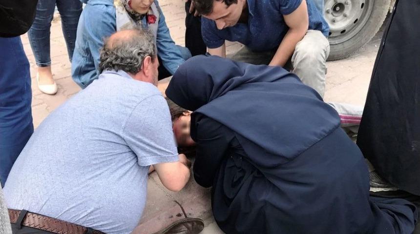 Minib&uuml;s&uuml;n &Ccedil;arptığı K&uuml;&ccedil;&uuml;k Kız &ldquo;bir Şeyim Yok&rdquo; Diyerek Ağladı