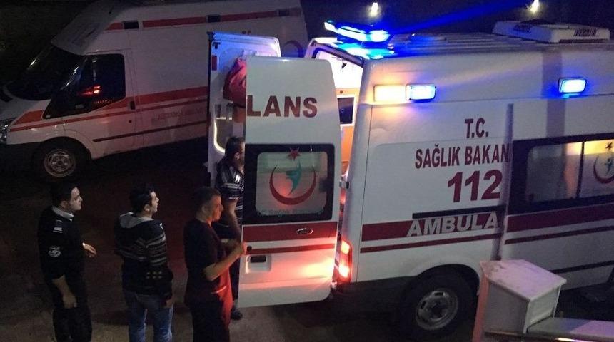Bozkurt&rsquo;ta Trafik Kazası: 3 Yaralı