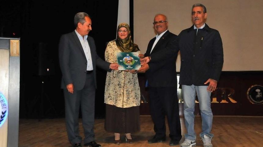 Akşehir&rsquo;de, "ailede Akraba Ve Kaynanalar İle İletişim" Semineri