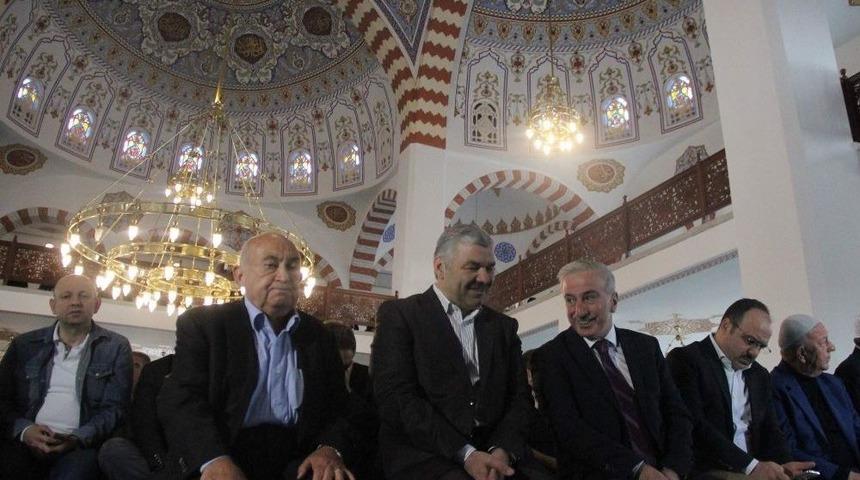 Kayserili İş Adamları Postaağası Camiinin A&ccedil;ılışında Buluştu