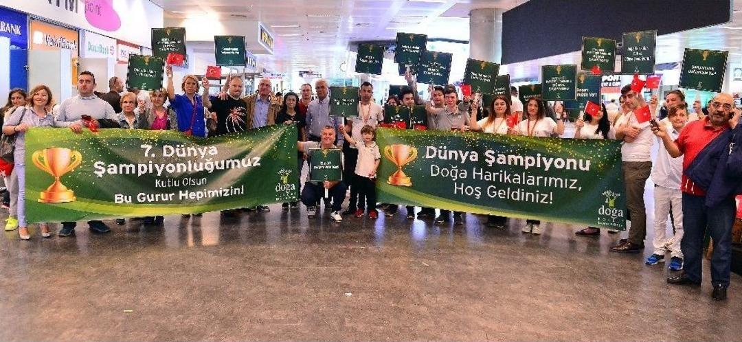 (&ouml;zel Haber) Şampiyon Doğa, &Uuml;lkeye D&ouml;nd&uuml;