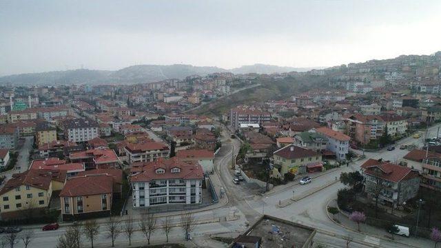 Karadere Caddesindeki Yol Yapım Çalışmalarında Sona Gelindi