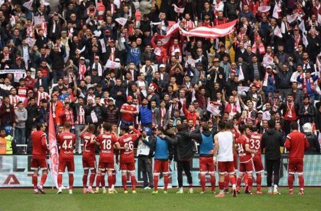 Sivasspor-Bandırmaspor Soyunma Odaları