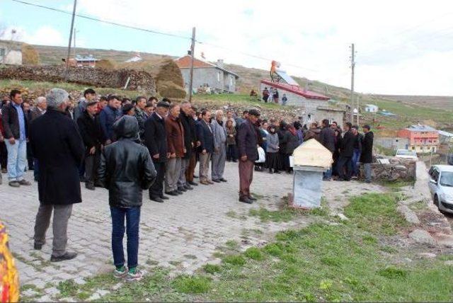 Dhkp-C'li Sıla Abalay'ın Cenazesi Damal'da Toprağa Verildi