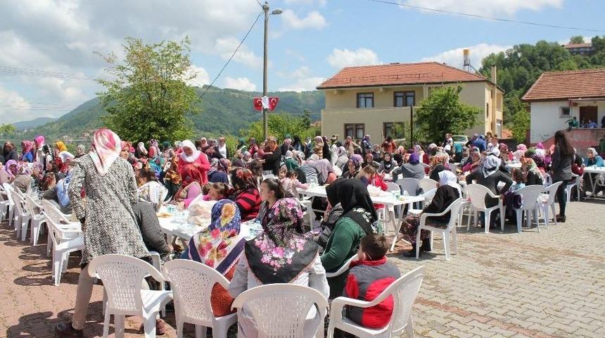 Elvanpazarcık Beldesinde Hıdrellez Coşkusu