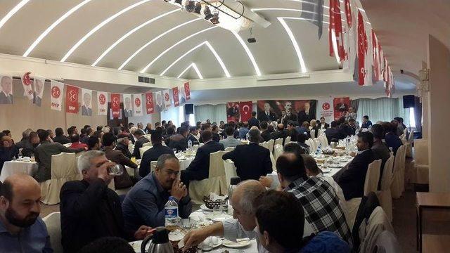 Taşdoğan Mhp&rsquo;li Delegelerle Biraraya Geldi 1