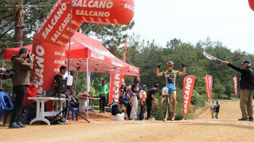 Dağ Bisikleti Yarış&ccedil;ıları Şampiyonluk I&ccedil;in Ter D&ouml;kt&uuml;