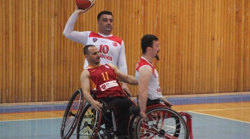 Garanti Bankası Tekerlekli Sandalye Basketbol S&uuml;per Ligi