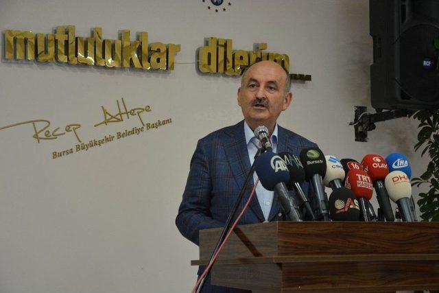 &Ccedil;alışma Ve Sosyal G&uuml;venlik Bakanı Mehmet M&uuml;ezzinoğlu: 1