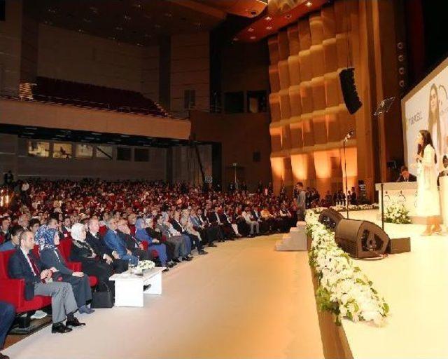 Erdoğan: Milletimiz 15 Temmuz'daki Duruşuyla Bunlara Dev Değil, Adeta Sinek Olduklarını Göstermiştir