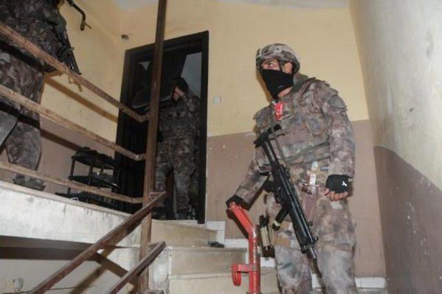 Eskişehir &Ouml;zel Harekat Polisli Uyuşturucu Operasyonu 2