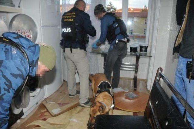 Eskişehir &Ouml;zel Harekat Polisli Uyuşturucu Operasyonu 3