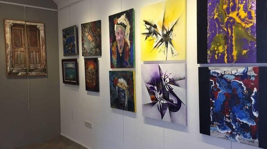 Ayvalıklı Ressam Alışık 13. Ege Rüzgârlarını Bodrum’a Taşıdı