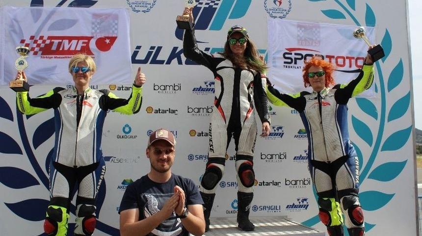 Pistin Sultanları Performanslarıyla G&ouml;z Doldurdu