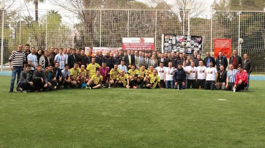 Alevler Arasından Halı Sahaya