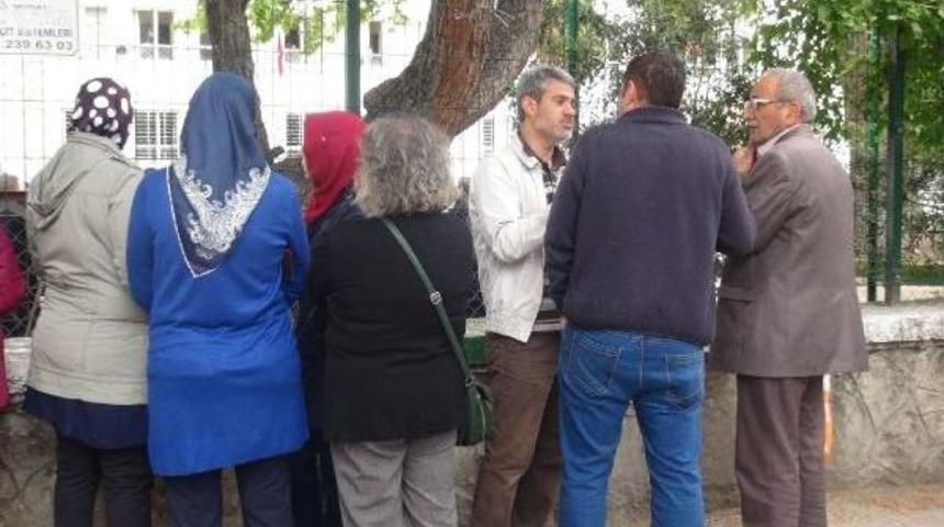Bursa'da Sınıfta Dehşetin Yaşandığı Okulda Veliler Tedirgin