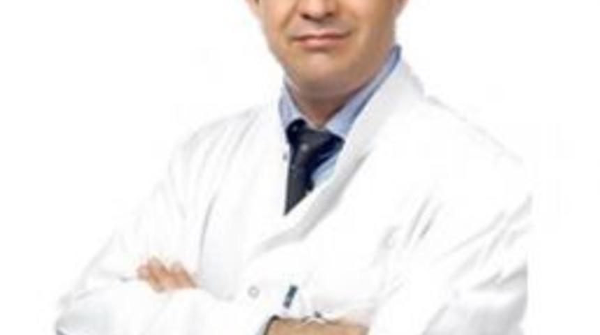 Erkekler Burun Estetiğin De Daha Hassas