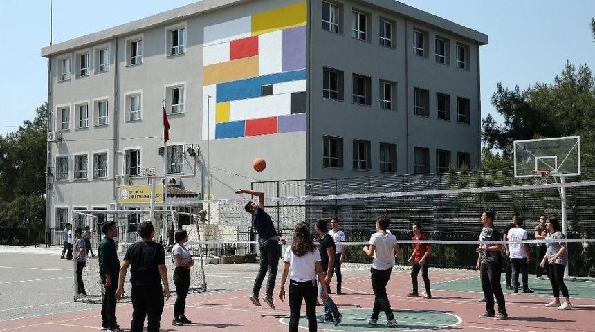 Konak&rsquo;ta Okullara &Uuml;cretsiz Bakım