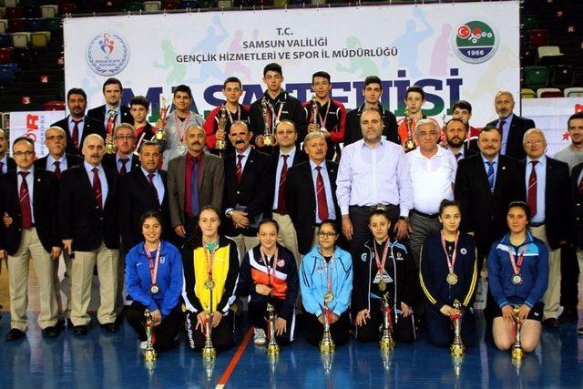 T&uuml;rkiye&rsquo;nin En İyisi Bet&uuml;l T&ouml;z 1