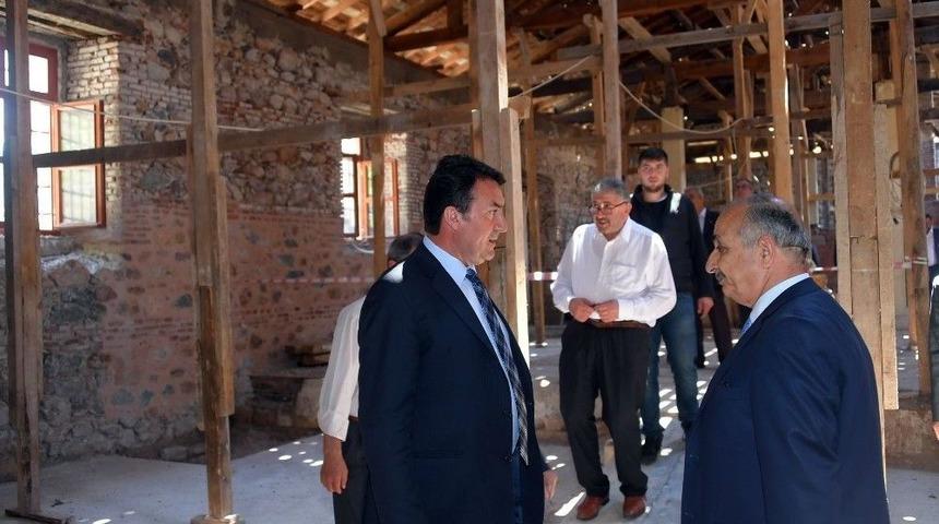 1. Murad Külliyesi Ayağa Kaldırılıyor