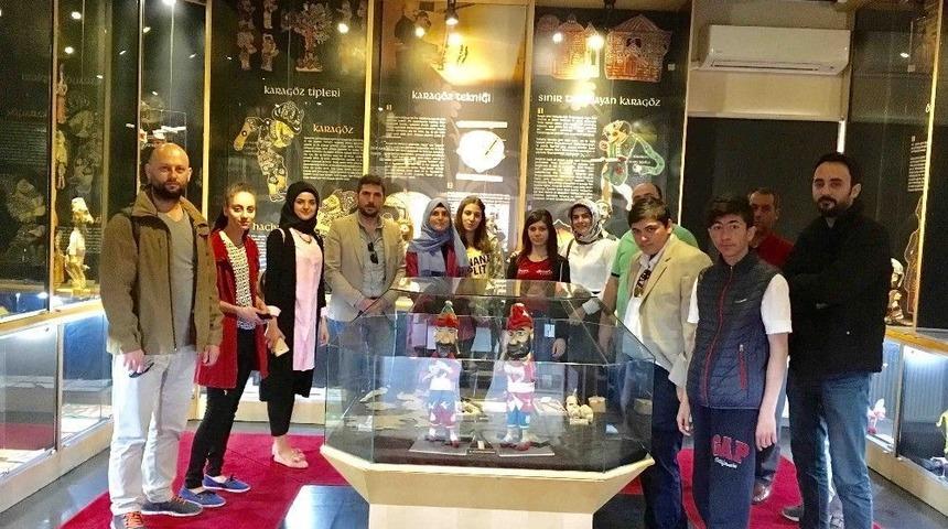 Beyaz Kalpler&rsquo;den Bursa&rsquo;ya K&uuml;lt&uuml;r Gezisi