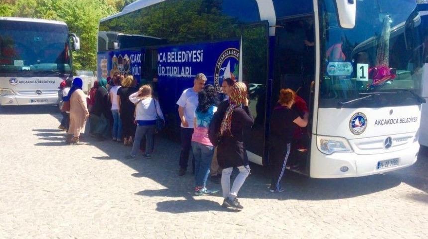 Ak&ccedil;akocalı Kadınlar Burse Ve &Ccedil;anakkale&rsquo;yi Gezdi