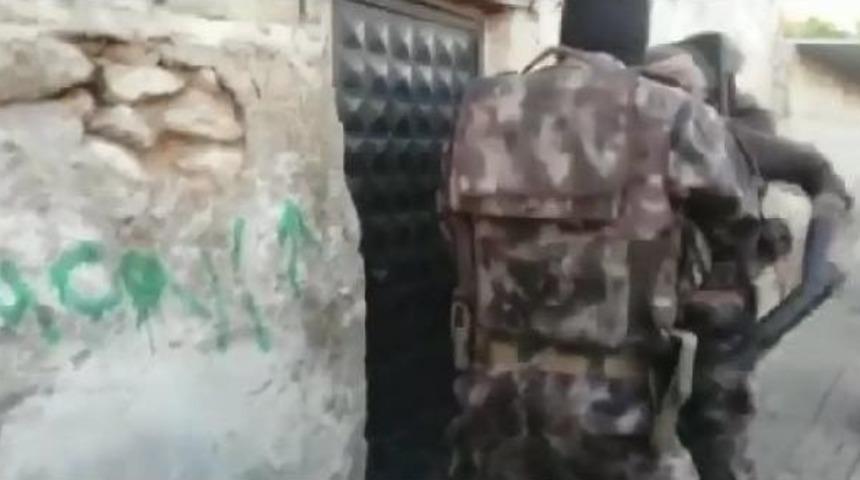 Şanlıurfa&rsquo;Da Uyuşturucu Operasyonu: 9 G&ouml;zaltı