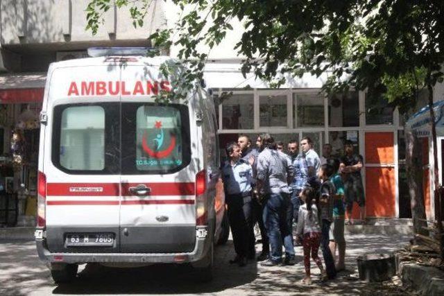  yol Verme  Nedeniyle Tartıştığı Yayayı Tabancayla Vurup Ka&ccedil;tı 1