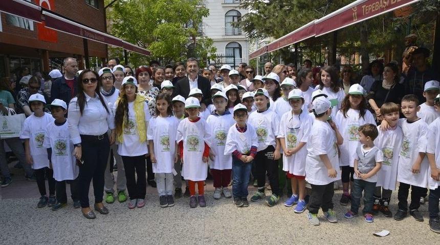 Hoşnudiye’de Sokak Ağaçlandırma Çalışması