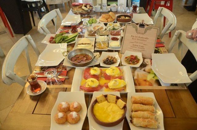 Yılın Kahvaltı Ödülü Ayten Usta’ya 2