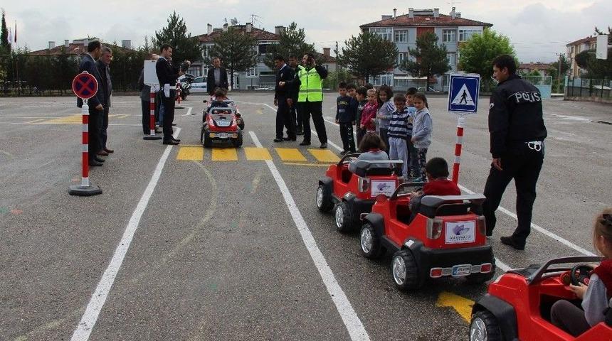 &Ccedil;ocuklar, Trafik Kurallarını Eğlenerek &Ouml;ğrendi
