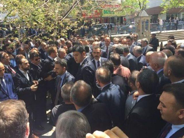 Cumhurbaşkanı Erdoğan, Ahmet Hamdi G&uuml;l &uuml;n Cenazesi I&ccedil;in Kayseri de 2