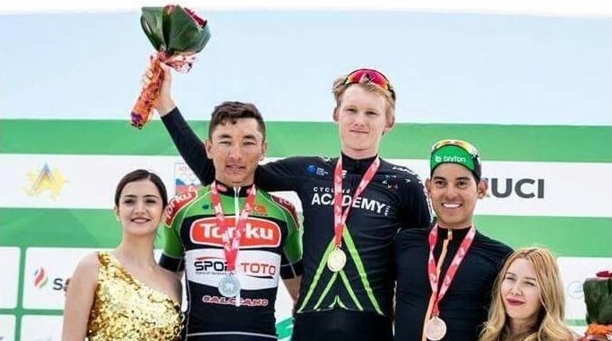 Torku Şekerspor&rsquo;un Bisiklet&ccedil;isi Ahmet &Ouml;rken Azerbaycan&rsquo;da İkinci Oldu