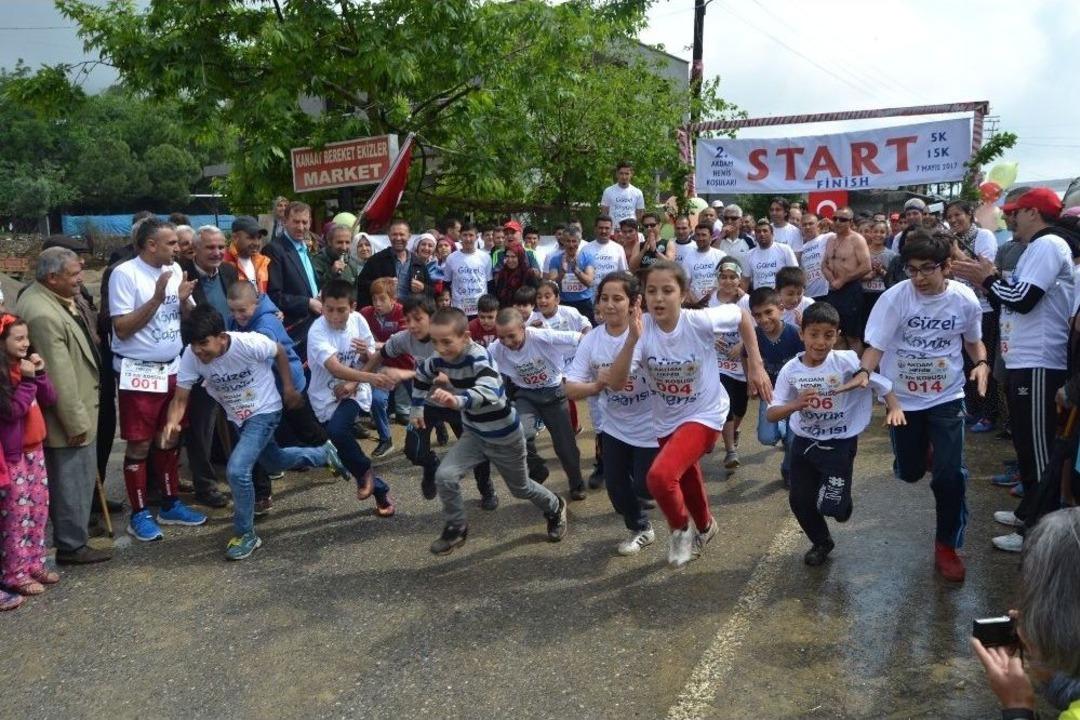 "akdam Henis Koşuları" Yapıldı