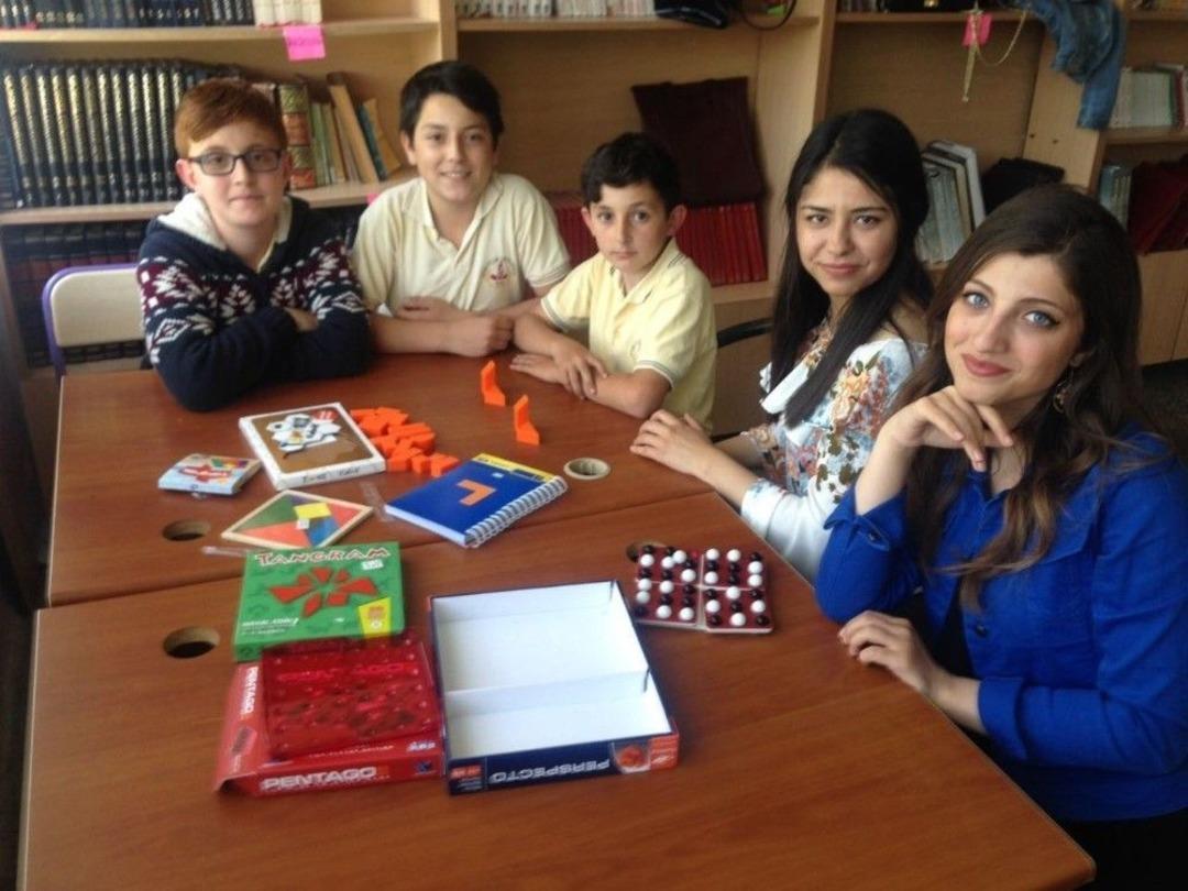 &Ouml;ğretmen Adayları Matematiği Eğlenceli Hale Getirdi