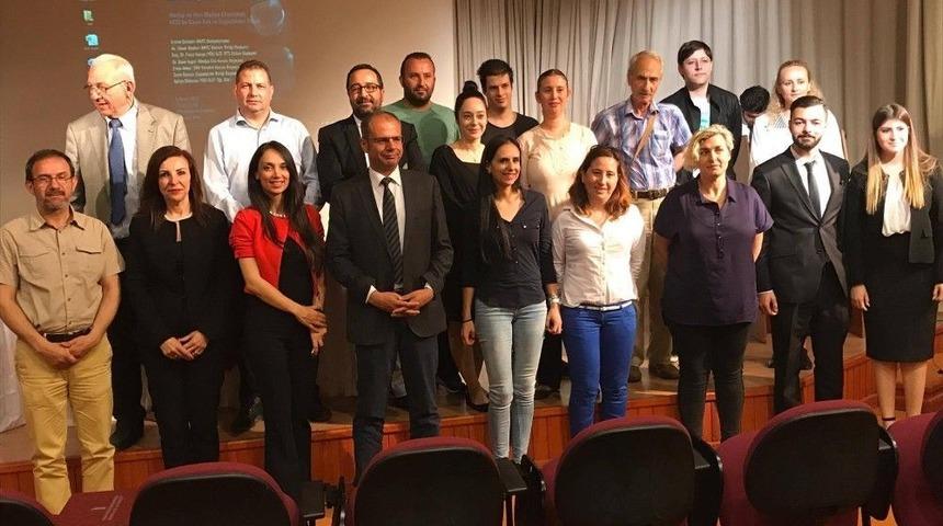 Kktc&rsquo;de Basın Hak Ve &Ouml;zg&uuml;rl&uuml;kleri Paneli