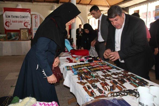 Elazığ’da Yetim Çocuklar İçin Kermes Açıldı