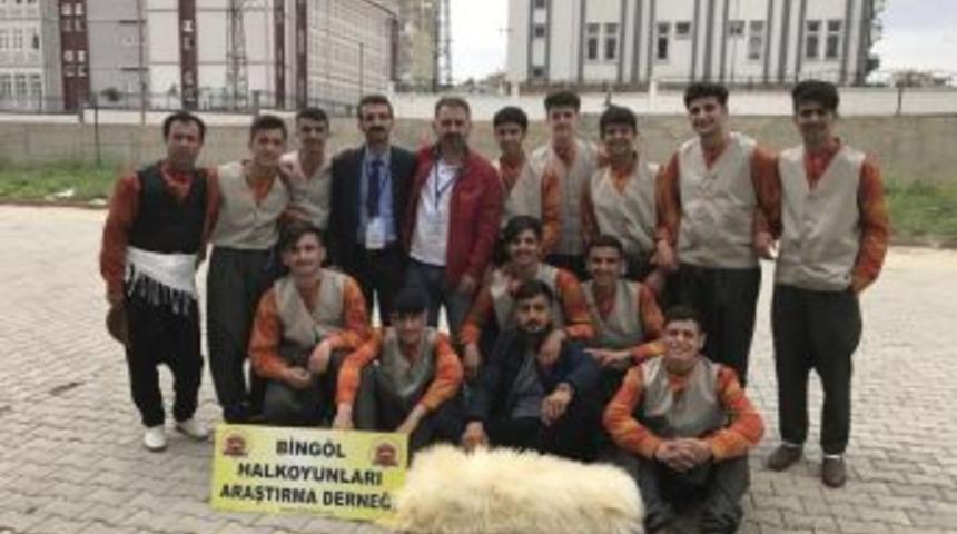 Bing&ouml;l Halk Oyunu Ekipleri T&uuml;rkiye Finalinde Yarışacak