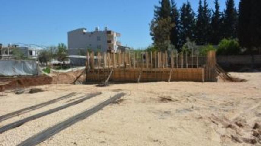 Bahçecik Mahallesi Taziye Evinin Yapımı Sürüyor