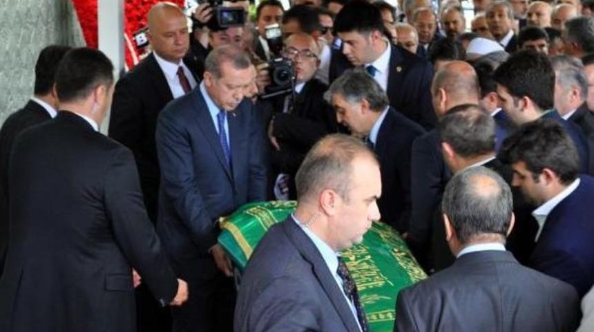11'inci Cumhurbaşkanı G&uuml;l'&uuml;n Babası, Son Yolculuğuna Uğurlandı (2)- Yeniden