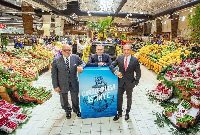 İstinye Carrefoursa, Boğaz’ın Köklü Semtine Çıpa Attı