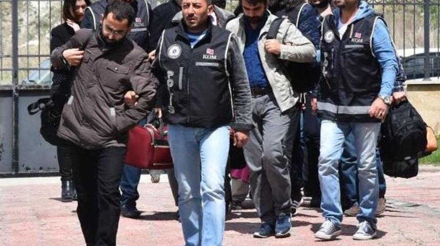 Sivas'ta 11 Mahrem Imam Adliyede