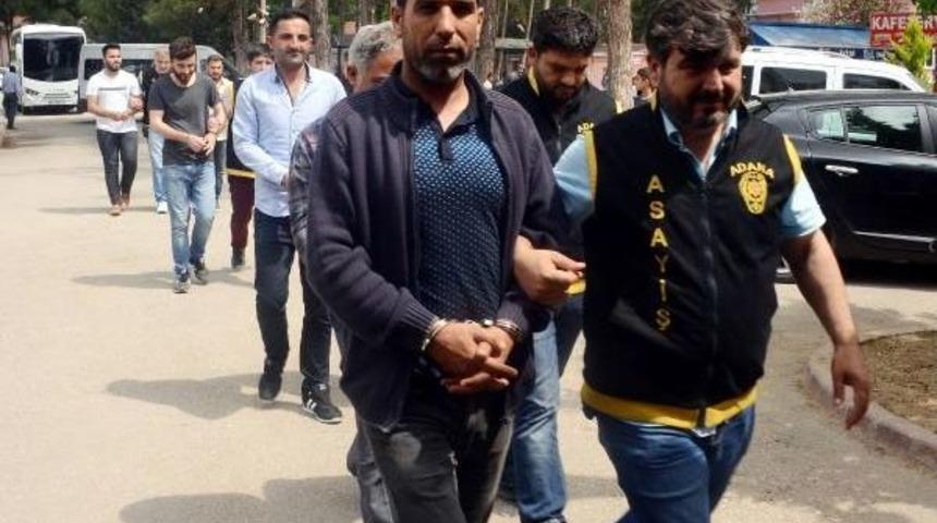 Adana'da Yasa Dışı Bahis Operasyonu: 20 G&ouml;zaltı