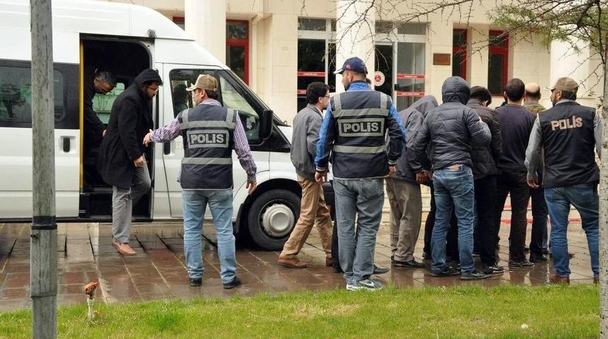 Afyonkarahisar&rsquo;daki Fet&ouml;&rsquo;n&uuml;n &rsquo;mahrem İmam&rsquo; Operasyonu