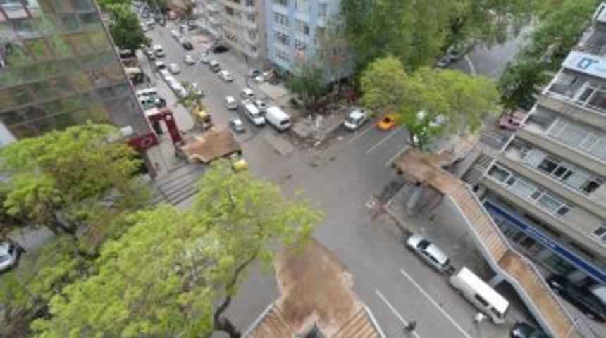 Mithatpaşa - Meşrutiyet &Uuml;st Ge&ccedil;idi Kaldırıldı